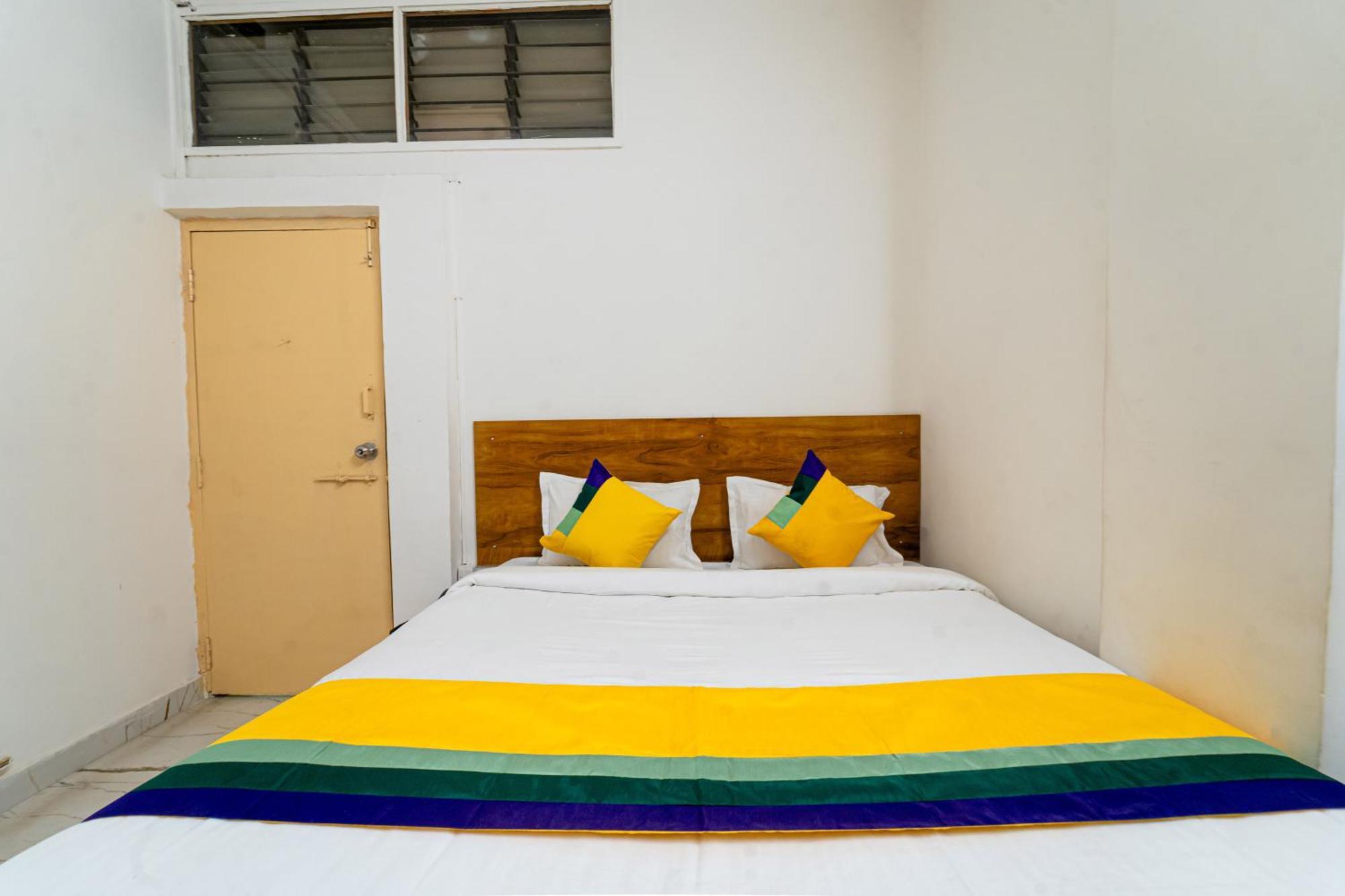 Itsy Hotels Mansi Nashik Eksteriør billede