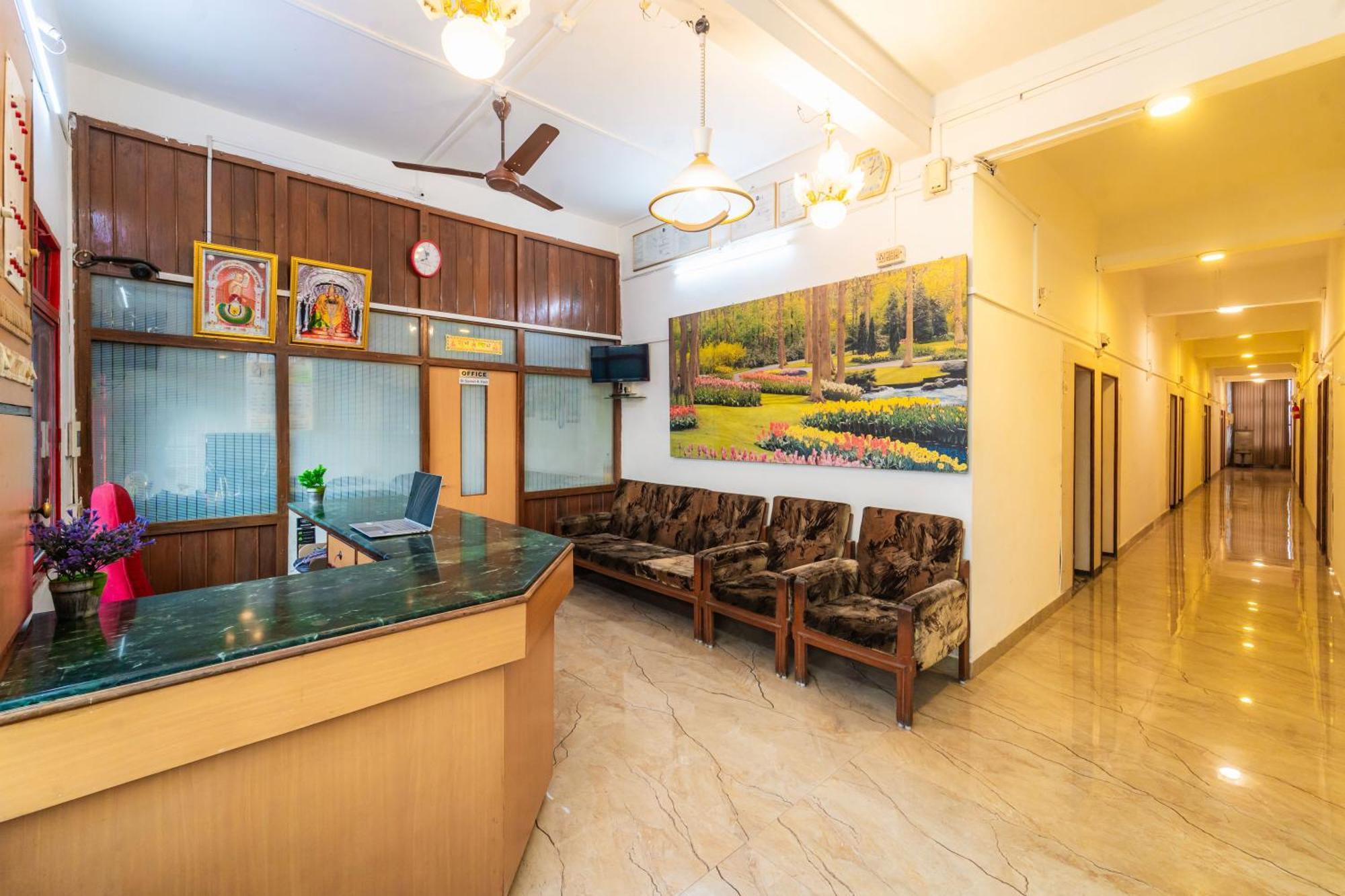 Itsy Hotels Mansi Nashik Eksteriør billede